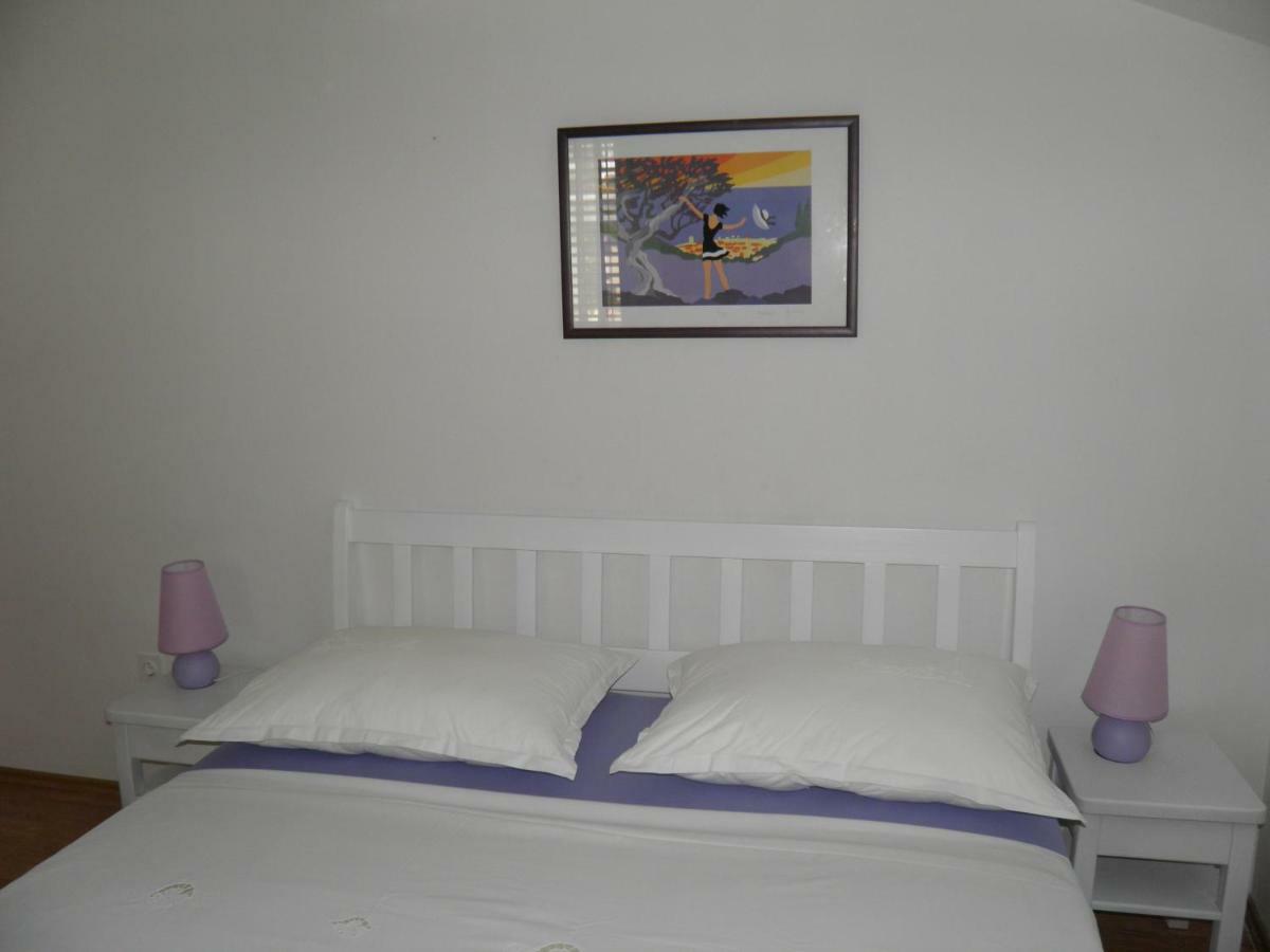 Apartments Marcic Bol Kültér fotó